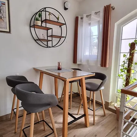 Oli Apartman Podstrana