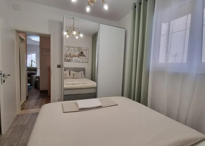 Oli Apartman Podstrana